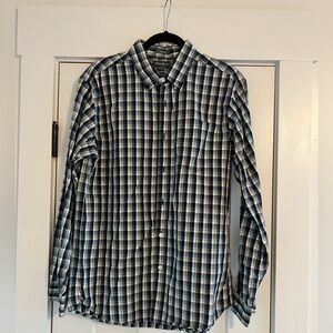 Eddie Bauer Classic fit men’s button up
